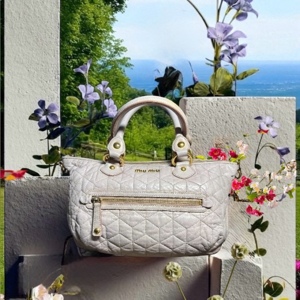 MIU MIU Quilted Leather Handbag Beige